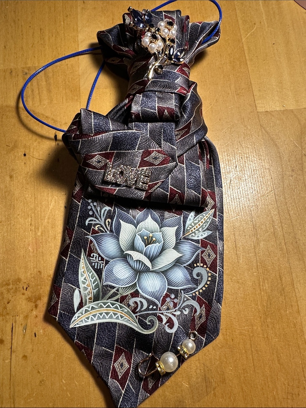 Haggar Navy, Burgundy & Gray Floral Silk Necklace Tie with Pearl Pin